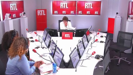 Ivre, il vole la voiture des policiers