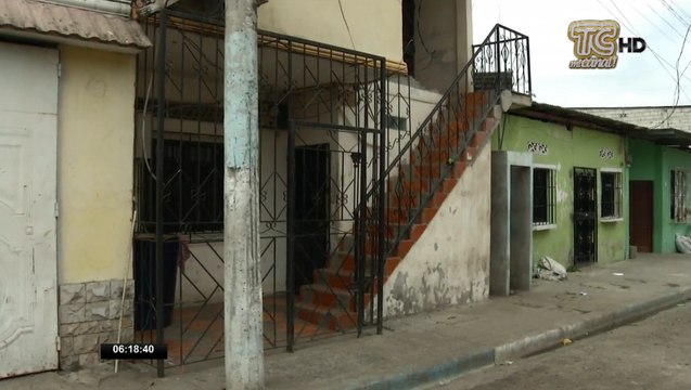 Policía en servicio activo y su esposa fueron baleados en Guayaquil