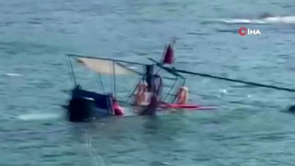 Tekne battı, balıkçılar seferber oldu