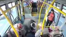 Otobüste rahatsızlanan yolcuyu şoför hastaneye götürdü - SİVAS