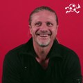 Bernard Lama ou Serge Lama ? Mbappé ou Dembélé ? Leboeuf ou le poulet ?   Découvrez le Fast & Curious d'Emmanuel Petit !