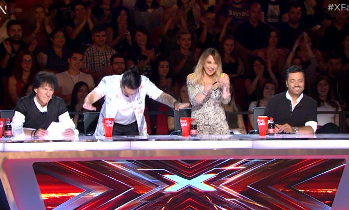 X-Factor:  Οι κριτές υποκλίθηκαν στο ταλέντο τη...