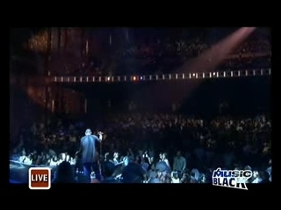 R.Kelly - Slow Wind (Live At Oakland)