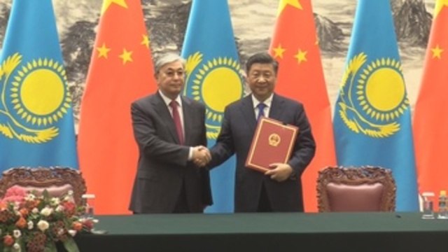 Xi, Tokayev meet in Beijing to enhance China-Kazakhstan strategic partnership (C)