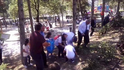 - Gediz'de öğrencilerden temizlik seferberliği