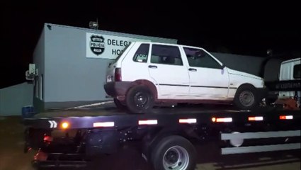 Fiat Uno furtado é encontrado na região do Conjunto Sanga Funda