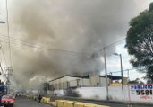 Incendio consume bodega en Iztapalapa