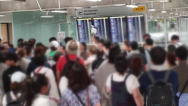 방콕발 아시아나 여객기 기체결함에 지연 / YTN