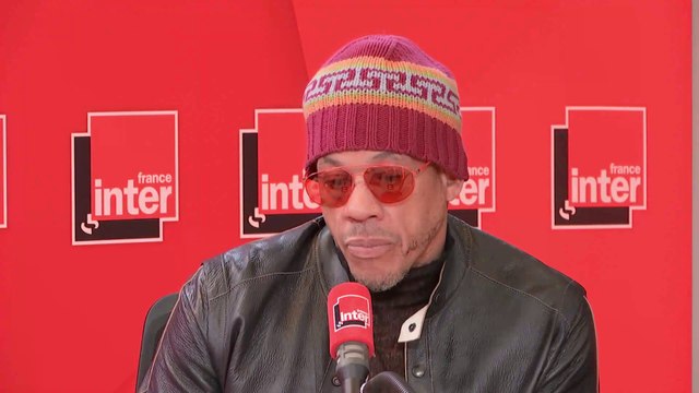 JoeyStarr sur les insultes racistes et homophobes en tribune : Le problème c'est pas d'arrêter un match, il faut surtout éduquer les gens