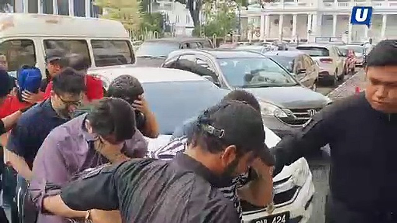 Penolong Pengarah JPN P. Pinang berdepan 11 pertuduhan kes jual MyKad