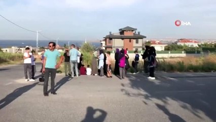 Beylikdüzü'nde servis aracı takla attı: 9'u öğrenci 12 yaralı