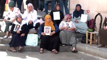 Annelerin HDP önündeki oturma eylemi 10'uncu gününde