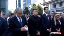 Homazhet tek memoriali i Azem Hajdarit/ Përlotet ish-lideri i PD, Sali Berisha