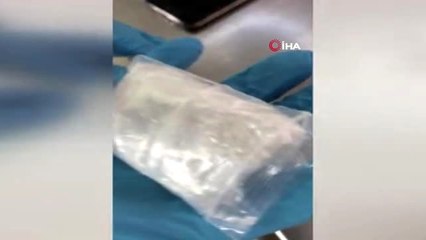 Piyasa değeri 500 bin TL...İstanbul Havalimanı'nda pırlanta operasyonu kamerada