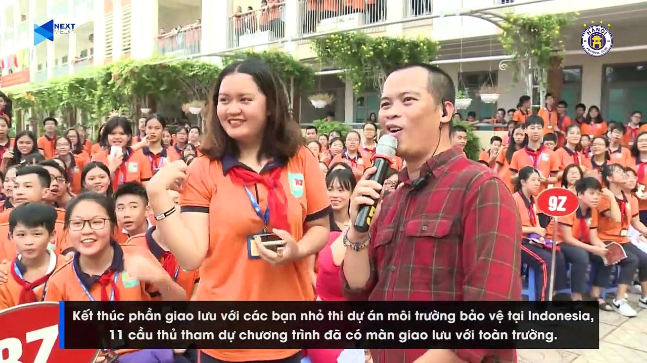 CLB Hà Nội cùng Strong Vietnam tiếp tục hành trình tại trường THCS Việt Nam - Angiêri | HANOI FC