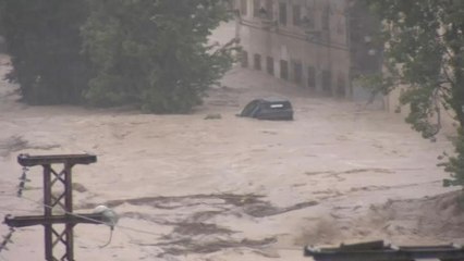 Schwere Unwetter in Valencia: 200 l Regen pro Quatrameter in 6 Stunden