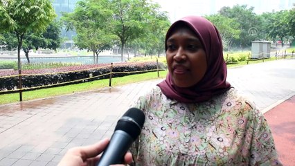 Kuala Lumpur'u duman bulutu sardı