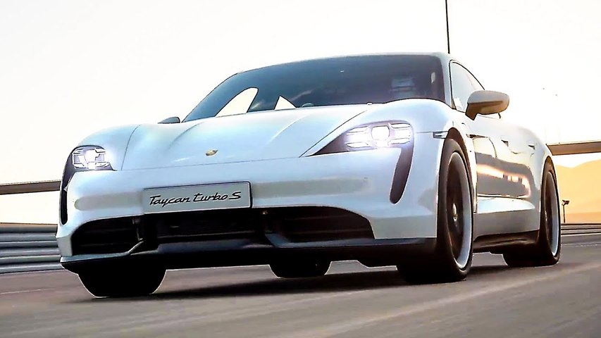 GRAN TURISMO SPORT Porsche Taycan Turbo S Bande...