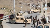 Afganistan'da karakola bomba yüklü araçla saldırı: 4 ölü