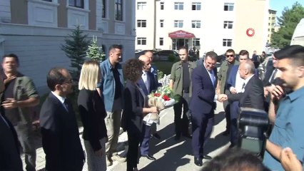 Bakan Turhan:” Hızlı demir yolunda projelerimiz sonlanma aşmasına geldi”