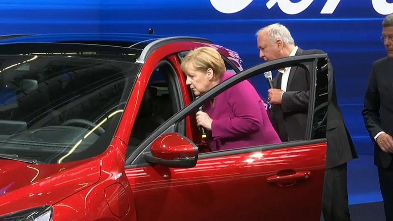 Merkel zur IAA: Veränderte Mobilität als 'Herkulesaufgabe'