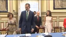 Los Reyes inauguran una exposición en Sevilla sobre la primera vuelta al mundo