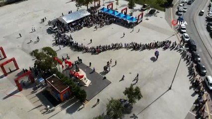 Başkan Yüksel'den vatandaşlara aşure ikramı