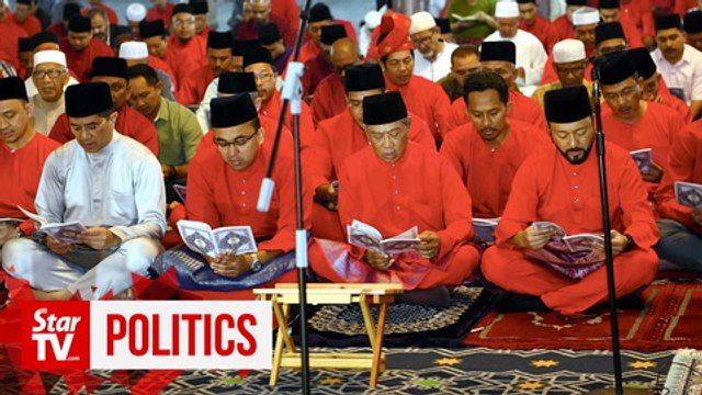 Muhyiddin reminds party members to back Dr M