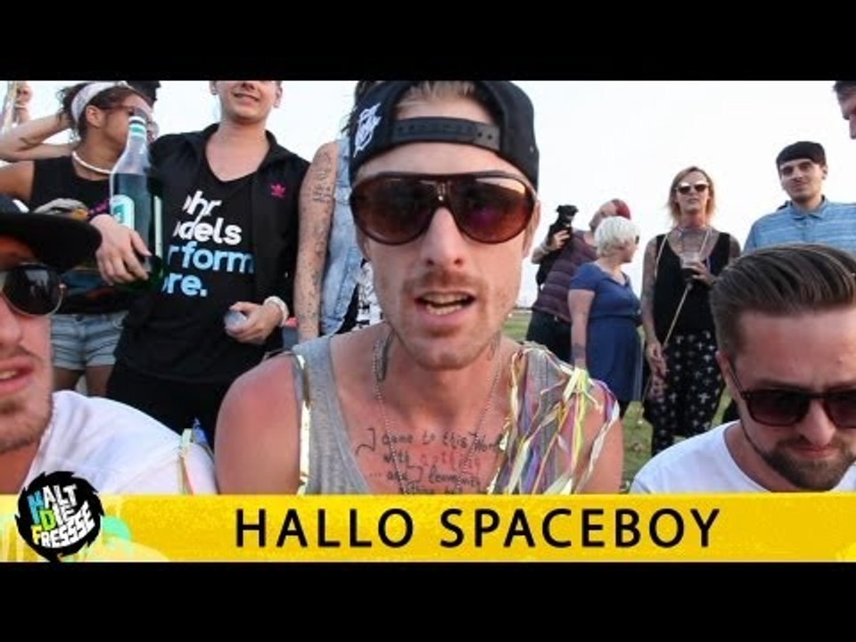 HALLO SPACEBOY HALT DIE FRESSE 05 SHOUT OUT (OFFICIAL HD VERSION AGGROTV)