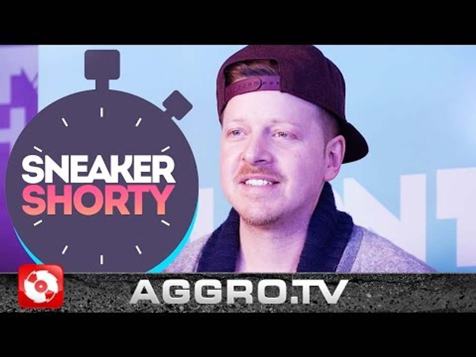 NICO SUAVE - SNEAKER SHORTY - TURNSCHUH.TV (OFFICIAL HD VERSION AGGROTV)