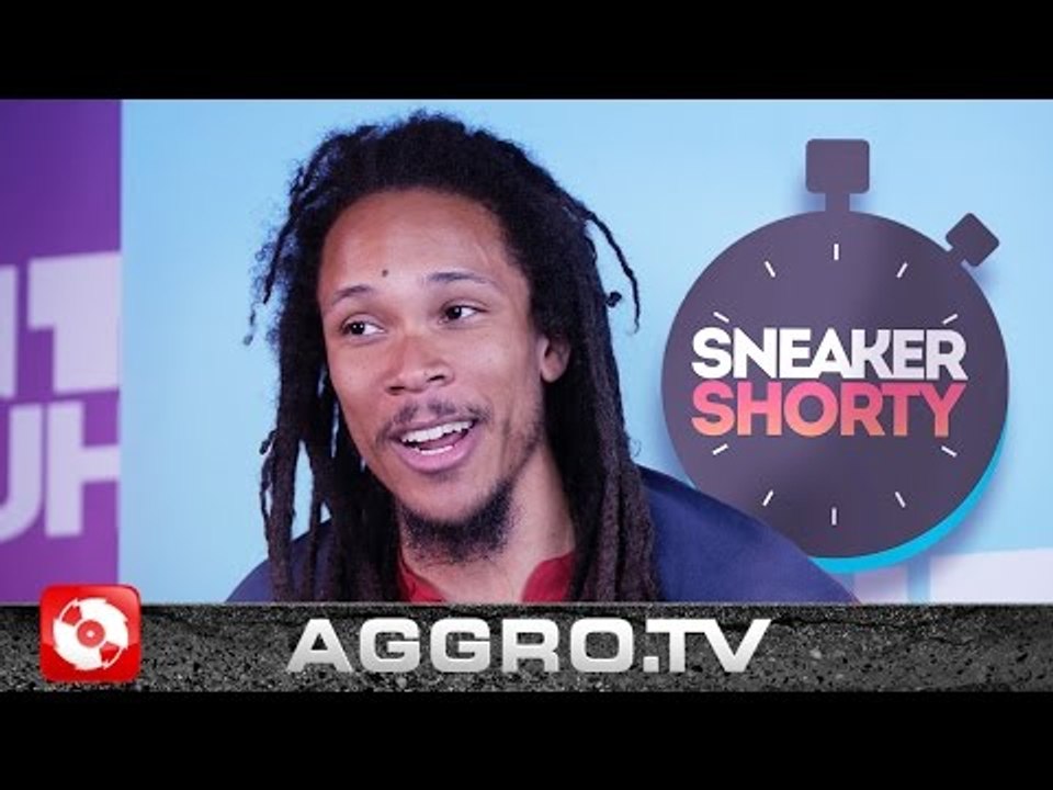 RED 'RDGLDGRN' - SNEAKER SHORTY (OFFICAL HD VERSION AGGROTV)