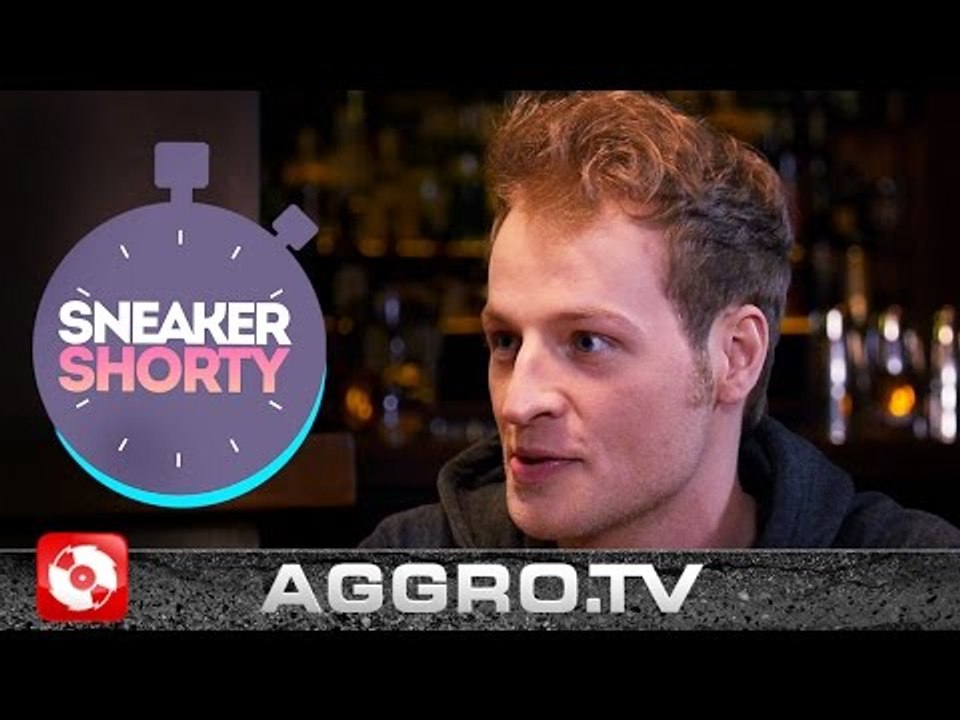 WEEKEND - SNEAKER SHORTY - TURNSCHUH.TV (OFFICIAL HD VERSION AGGROTV)