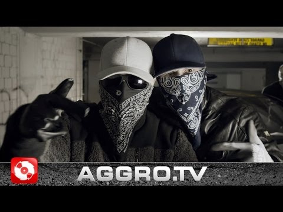 AK AUSSERKONTROLLE FEAT. UNDACAVA AUSSERKONTROLLE - 2 MINUTEN (OFFICIAL HD VERSION AGGROTV)