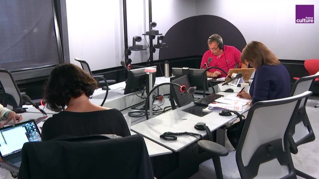 Les crimes terroristes sont-ils aussi des crimes contre l'humanité ?