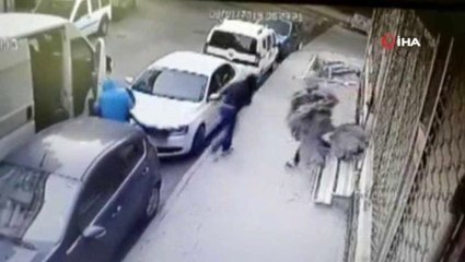 İstanbul'un farklı ilçelerinde hırsızlık yapan suç makineleri kamerada