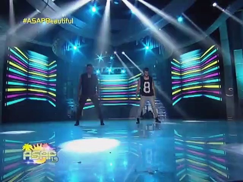 Gary V with Gab in a showstopping number on ASAP19