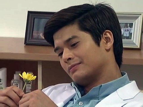 Jeff, binalik-balikan ang mga sweet moments nila sa island