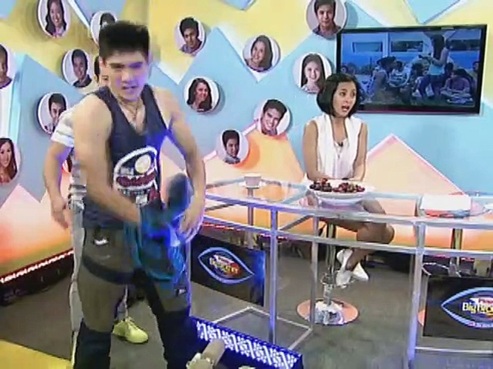 Robi vs. Daniel sa #‎uberMUSCLES‬ challenge