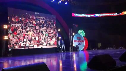 PINASmile Day crowd goes gaga over KathNiel