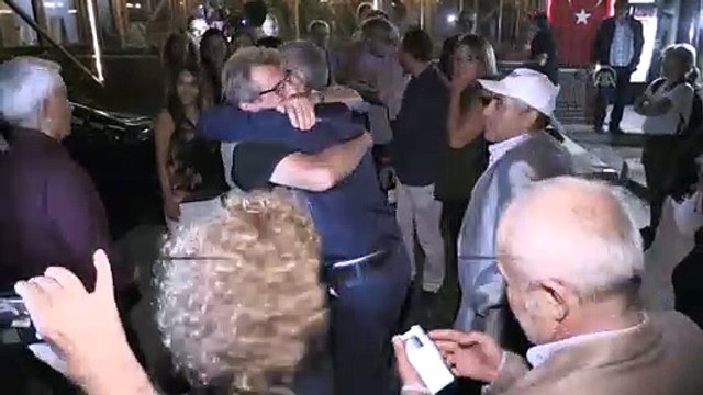 Cumhuriyet gazetesinin 5 eski yazarı tahliye edildi - KOCAELİ