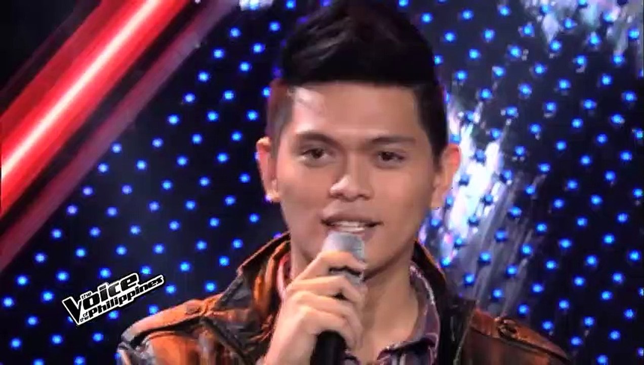 Bryan Babor sings with Coach Bamboo
