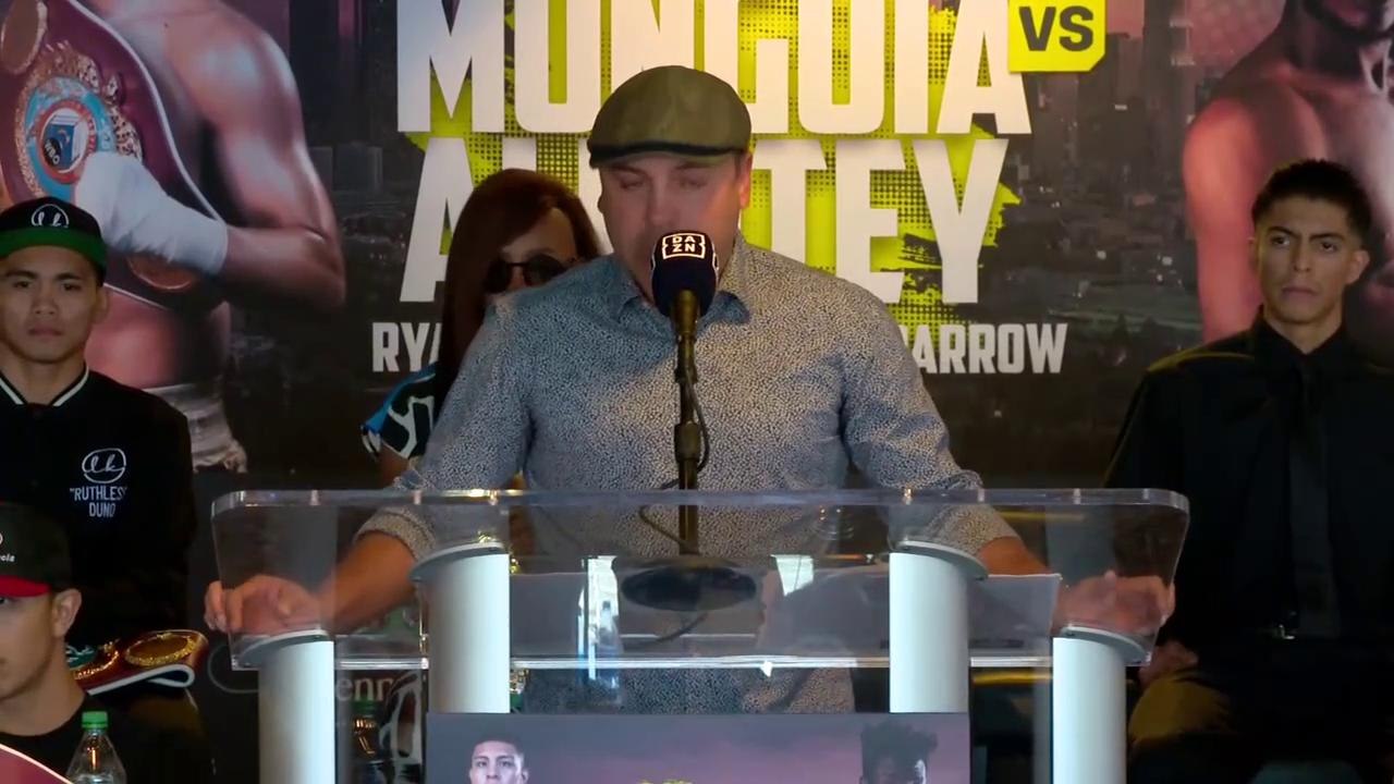 Oscar intro to main event