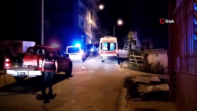 Yanan ev kullanılamaz hale geldi