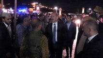 İçişleri Bakanı Soylu, Kulp İlçe Devlet Hastanesinde terör saldırısına uğrayan vatandaşların yakınlarıyla görüştü - DİYARBAKIR