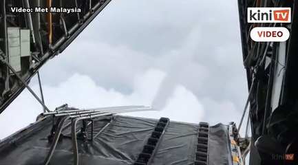 Visual proses pembenihan awan di Sarawak