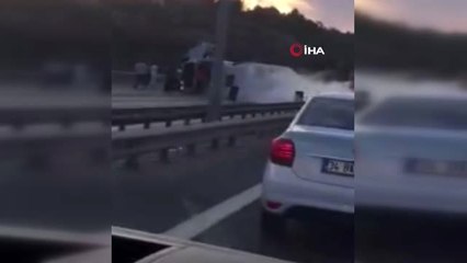 Tem Altınşehir Viyadüğünde Gaz Tankeri devrildi: Tüm şeritler trafiğe kapatıldı...