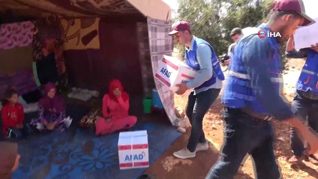 - Göç Eden İdliblilere Afad’dan Yardım Eli- AFAD, Güvenli Bölgelere Göçen İdliblilere Yardım Eli Uzattı- Battaniyeden Çadır Kuran İdliblilere Afad’dan Gıda Yardımı