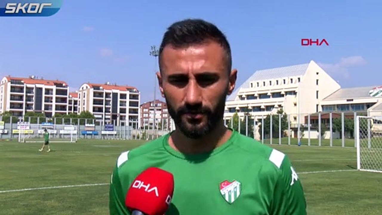 Selçuk Şahin: "Futbolu bıraktıktan sonra teknik direktör olmak istiyorum"