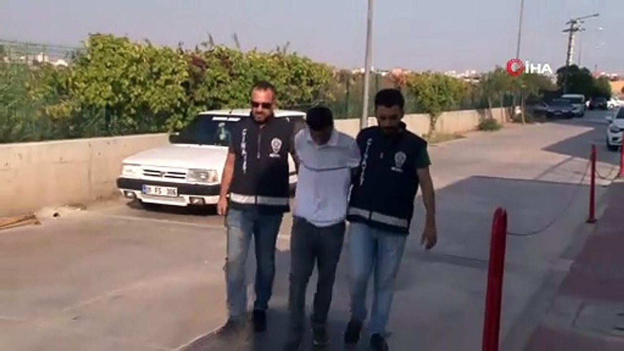 Ablasını 25 yerinden bıçakladı, kaçarken ambulansı aradı