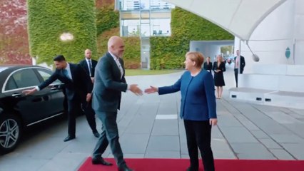 RTV Ora - Rama takon Merkel në Gjermani: Për të kërkuar PO-në e Bundestagut